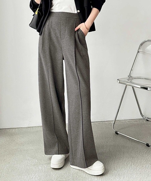 GeeRA（ジーラ）の「【S-XLサイズ展開】リラクシーな穿き心地！キレイ見えピンタックワイドパンツ（スウェットパンツ・レディース・チャコール/ブラック・SMALL/MEDIUM/LARGE/X-LARGE）」の6枚目の写真