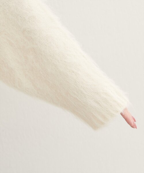 natural couture（ナチュラルクチュール）の「シャギー起毛Vネックニットカーディガン（カーディガン/ボレロ・レディース・サックスブルー/オフホワイト/モカ/ブラウン/ピンク・FREE）」の13枚目の写真