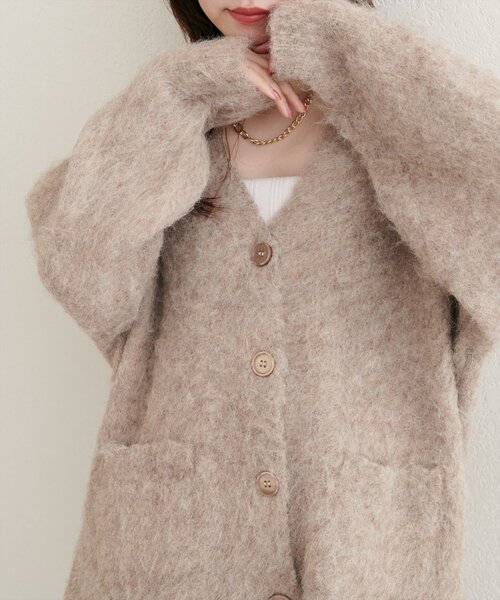 natural couture（ナチュラルクチュール）の「シャギー起毛Vネックニットカーディガン（カーディガン/ボレロ・レディース・サックスブルー/オフホワイト/モカ/ブラウン/ピンク・FREE）」の22枚目の写真