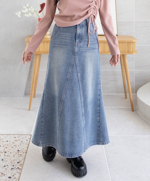 CLEAR BASIC（クリアベーシック）の「【低身長用サイズ有】デニムフレアロングスカート [着回し力抜群 大人 カジュアル]≪SS新作≫（デニムスカート・レディース・ブラック/ブルー・PS/S/M）」の3枚目の写真