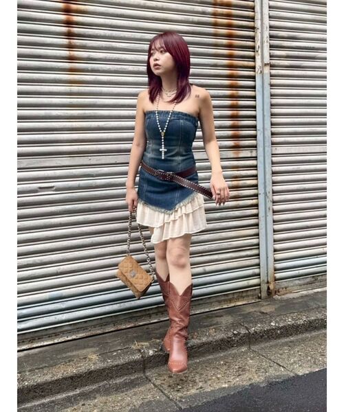 EVRIS（エヴリス）の「フリルドッキングデニムベアミニワンピース（ワンピース・レディース・ライトブルー/インディゴブルー・MEDIUM/SMALL）」の16枚目の写真