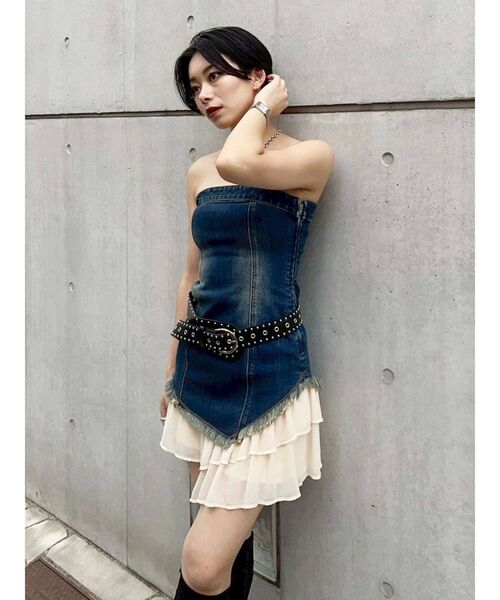 EVRIS（エヴリス）の「フリルドッキングデニムベアミニワンピース（ワンピース・レディース・ライトブルー/インディゴブルー・MEDIUM/SMALL）」の19枚目の写真