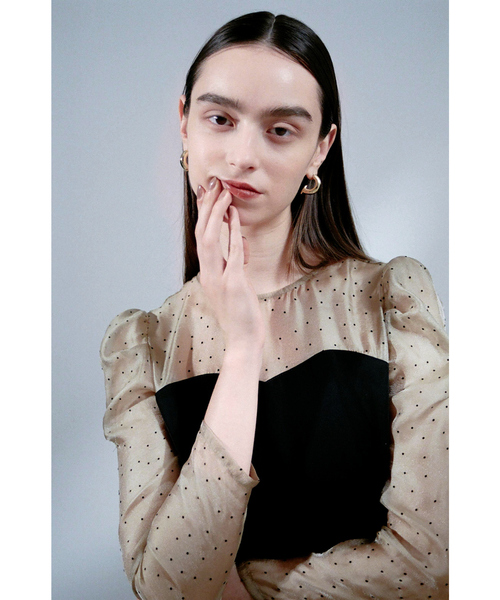 セール】【完売カラー再入荷】ドットフロッキーペプラムブラウス