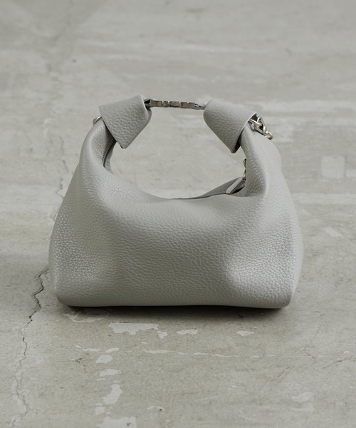 Lui's(ルイス)の「【500mlペットボトル収納可】3WAYレザーハンドルミニバッグ(トートバッグ・レディース・ブラック/アイボリー/シルバー/ボルドー/グレー・FREE)」の12枚目の写真