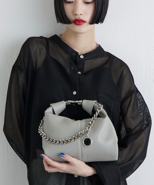 Lui's(ルイス)の「【500mlペットボトル収納可】3WAYレザーハンドルミニバッグ(トートバッグ・レディース・ブラック/アイボリー/シルバー/ボルドー/グレー・FREE)」の15枚目の写真