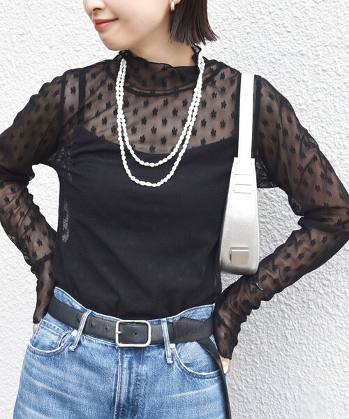SHIPS(シップス)の「〈手洗い可能〉フラワー チュール ハイネック プルオーバー(Tシャツ/カットソー・レディース・ナチュラル/ブラック/オフホワイト・ONE SIZE)」の6枚目の写真