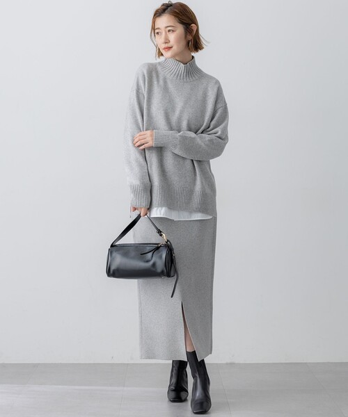 23区 L(ニジュウサンクオオキイサイズ)の「カシミヤブレンド ハイネック ニット(ニット/セーター・レディース・ホワイト系/オールドローズ系/ライトグレー系/ベージュ系/グレー系/ピーコックグリーン系/ライトグリーン系/ダルブルー系/パープル系・46/44)」の22枚目の写真