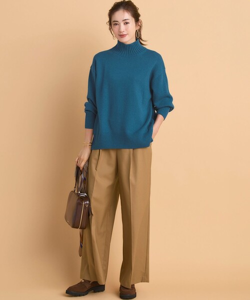 23区 L(ニジュウサンクオオキイサイズ)の「カシミヤブレンド ハイネック ニット(ニット/セーター・レディース・ホワイト系/オールドローズ系/ライトグレー系/ベージュ系/グレー系/ピーコックグリーン系/ライトグリーン系/ダルブルー系/パープル系・46/44)」の19枚目の写真