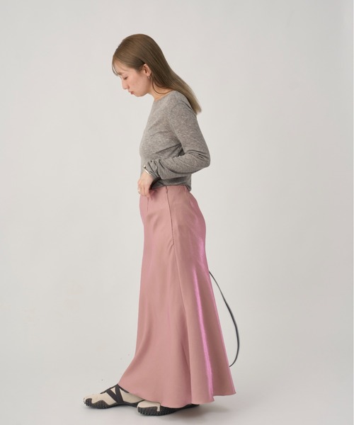 emmi（エミ）の「シャイニーサテンナロースカート（スカート・レディース・ネイビー/ピンク/アイボリー・0/1）」の22枚目の写真