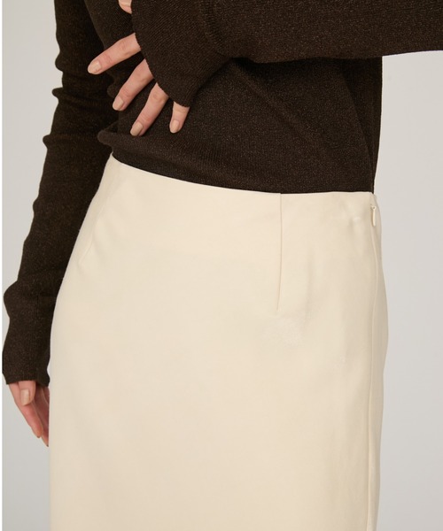 emmi（エミ）の「シャイニーサテンナロースカート（スカート・レディース・ネイビー/ピンク/アイボリー・0/1）」の10枚目の写真