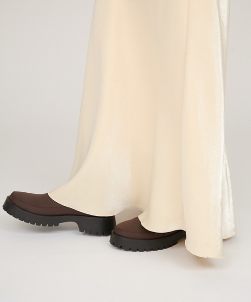 emmi（エミ）の「シャイニーサテンナロースカート（スカート・レディース・ネイビー/ピンク/アイボリー・0/1）」の13枚目の写真