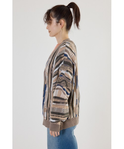 RODEO CROWNS WIDE BOWL（ロデオクラウンズワイドボウル）の「3Dマルチカラーニットカーディガン（カーディガン/ボレロ・レディース・ブルー系その他3/ブルー系その他2/ブラック系その他/ベージュ系その他・MEDIUM/LARGE）」の9枚目の写真