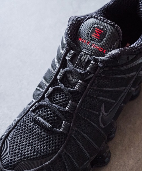 NIKE(ナイキ)の「(NIKE)AIR MAX Shox TL(スニーカー・レディース・ブラック・23cm/24cm/25cm)」の19枚目の写真