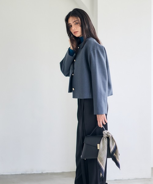12Twelve Agenda(トゥエルブ アジェンダ)の「フェイクウールノーカラージャケット(ノーカラージャケット・レディース・チャコールグレー/オフホワイト/グリーン・M)」の19枚目の写真