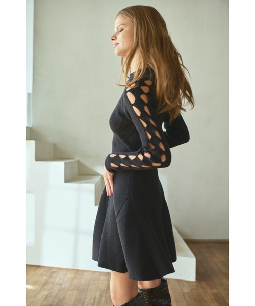 Estella.K(エステラケー)の「Audrina Knit Dress ミニフレアーリブニットドレス(ワンピース・レディース・モーブ系/ブラック・FREE)」の8枚目の写真