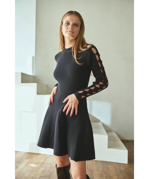 Estella.K(エステラケー)の「Audrina Knit Dress ミニフレアーリブニットドレス(ワンピース・レディース・モーブ系/ブラック・FREE)」の6枚目の写真