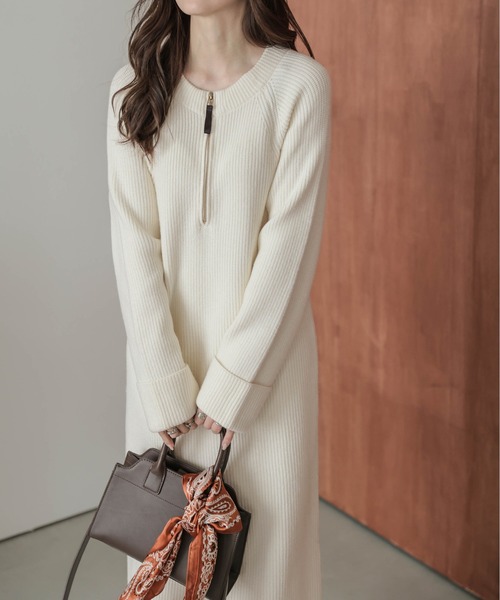 La-gemme（ラジェム）の「ハーフジップ リブニットワンピース（ワンピース・レディース・グレー/アイボリー/ベージュ/ブラック・フリー）」の7枚目の写真