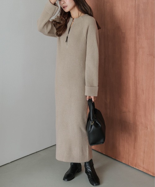 La-gemme（ラジェム）の「ハーフジップ リブニットワンピース（ワンピース・レディース・グレー/アイボリー/ベージュ/ブラック・フリー）」の19枚目の写真