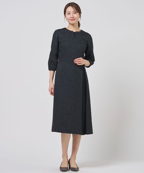 J.PRESS Ladies(J.プレス レディス)の「ボタニカルジャガード ワンピース(ワンピース・レディース・ネイビー系/ネイビー系5・XS/S)」の22枚目の写真