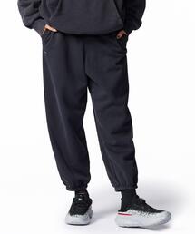 UNDER ARMOUR（アンダーアーマー）の「UAアイコン ヘビーウェイト フリース オーバーサイズド パンツ（ライフスタイル/レディース）（その他パンツ・レディース）」