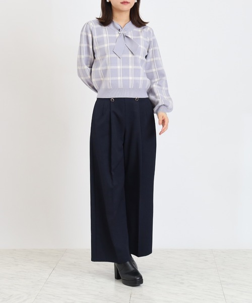 ASTORIA ODIER（アストリアオディール）の「チェック柄ジャガードボウタイプルオーバー（ニット/セーター・レディース・ブラック/サックスブルー/ホワイト・MEDIUM/LARGE）」の11枚目の写真