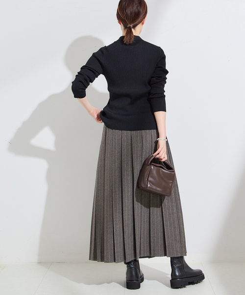 journal standard L'essage（ジャーナルスタンダードレサージュ）の「クラシックストライプ プリーツスカート（スカート・レディース・チャコールグレー/ネイビー・36/38）」の5枚目の写真