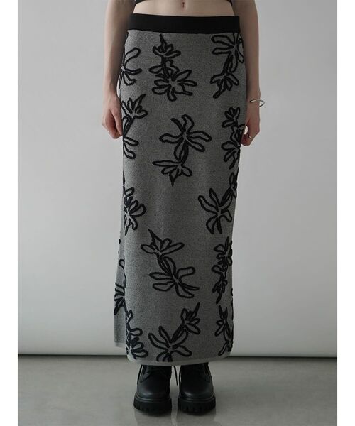 :ETHROF(イーサオブ)の「FLOWER JACQUARD BICOLOR KNIT SKIRT(スカート・レディース・ブラック/グレー/ブルー・MEDIUM)」の19枚目の写真