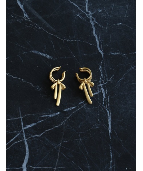 Edit Sheen（エディットシーン）の「リボンポイントイヤーカフ（ペア）（イヤーカフ・レディース・ゴールド/シルバー・FREE）」の3枚目の写真