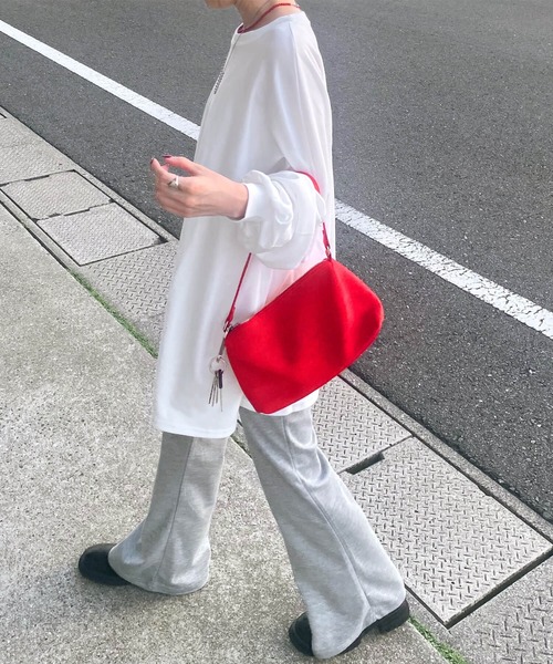 ISOOK（アイスー）の「スウェットフレアパンツ(kiharu select) / スウェットパンツ ハイウエスト ハイライズ ウエストゴム グレー ブラック 春服（スウェットパンツ・レディース・ブラック/グレー・FREE）」の11枚目の写真