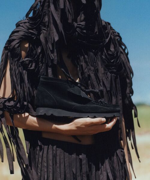 Clarks Originals(クラークスオリジナルズ)の「CLARKS ORIGINALS / クラークス オリジナルズ × PAF WALLABEE BT PAF(ブーツ・メンズ・ブラック・8.5/7/7.5/XX-SMALL/9)」の3枚目の写真