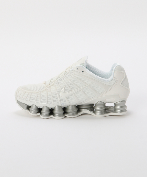 NIKE(ナイキ)の「【NIKE/ ナイキ】 ウィメンズ ショックス TL AR3566(スニーカー・レディース・ブラック/アイボリー・23.5cm/24.5cm/25.5cm/26.5cm/27.5cm)」の6枚目の写真