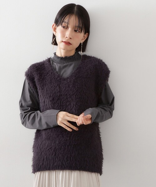 THE SHOP TK (ザ ショップ ティーケー )の「【冬のレイヤードスタイルに/吸湿発熱】 シャーリングカットソー(Tシャツ/カットソー・レディース・オフホワイト/スミクロ/ブラック・12/13)」の13枚目の写真