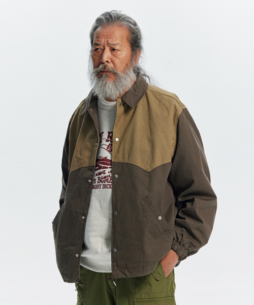 FRIZMWORKS(フリズムワークス)の「BARSTOW COACH JACKET _ MUD(ナイロンジャケット・メンズ・その他・SMALL/MEDIUM/LARGE/X-LARGE)」の1枚目の写真