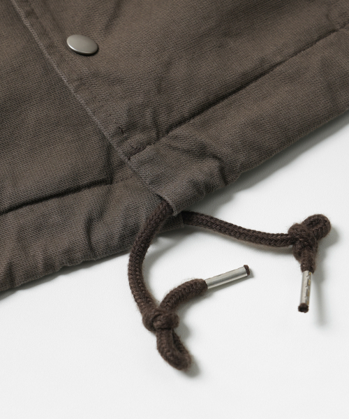 FRIZMWORKS(フリズムワークス)の「BARSTOW COACH JACKET _ MUD(ナイロンジャケット・メンズ・その他・SMALL/MEDIUM/LARGE/X-LARGE)」の8枚目の写真