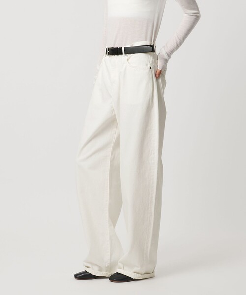 AEWEN MATOPH(イウエン マトフ)の「<AEWEN MATOPH>デニムカーブパンツ(デニムパンツ・レディース・ホワイト/ブラック/コバルトブルー・34/36/38)」の4枚目の写真