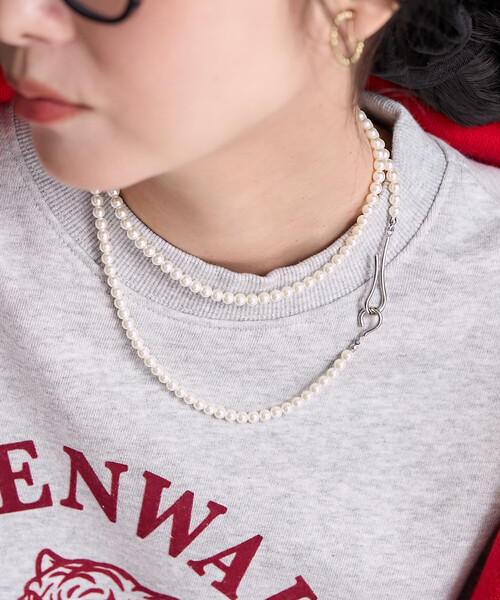 FREAK'S STORE（フリークスストア）の「ロング パール フック ネックレス（ネックレス・レディース・シルバー・ONE SIZE）」の2枚目の写真