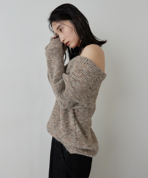 HANNE(アン)の「MIXオフショルニット(ニット/セーター・レディース・グレー/ベージュ・FREE)」の3枚目の写真