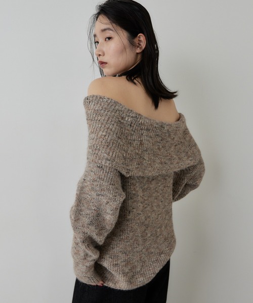 HANNE(アン)の「MIXオフショルニット(ニット/セーター・レディース・グレー/ベージュ・FREE)」の5枚目の写真