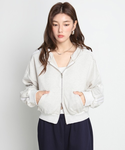by LEGNA(バイレグナ)の「サイドラインダブルジップパーカー(パーカー・レディース・ライトグレー/ブラック・SMALL/MEDIUM/X-LARGE/LARGE)」の10枚目の写真