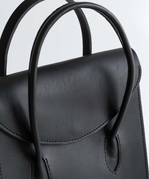 EN NEUME（エンノイム）の「Smooth Flap Square Bag（ハンドバッグ・レディース・ブラック・ONE SIZE）」の10枚目の写真