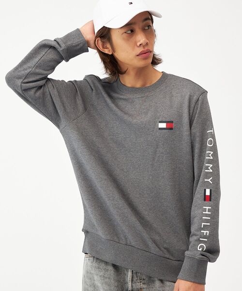 TOMMY HILFIGER(トミーヒルフィガー)の「【オンライン限定】フレンチテリー ロゴ ロングスリーブスウェット(スウェット・メンズ・チャコールグレー/ホワイト/ネイビー・MEDIUM/X-LARGE/LARGE/SMALL)」の3枚目の写真