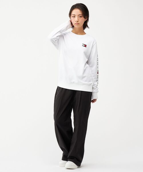 TOMMY HILFIGER(トミーヒルフィガー)の「【オンライン限定】フレンチテリー ロゴ ロングスリーブスウェット(スウェット・メンズ・チャコールグレー/ホワイト/ネイビー・MEDIUM/X-LARGE/LARGE/SMALL)」の17枚目の写真