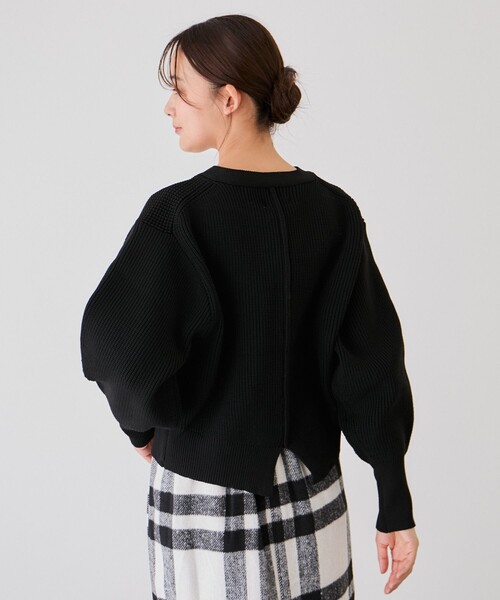 Jayro（ジャイロ）の「ビッグ釦柄切替バルーンカーディガン（カーディガン/ボレロ・レディース・オフホワイト/ブラック/オレンジ・FREE）」の7枚目の写真