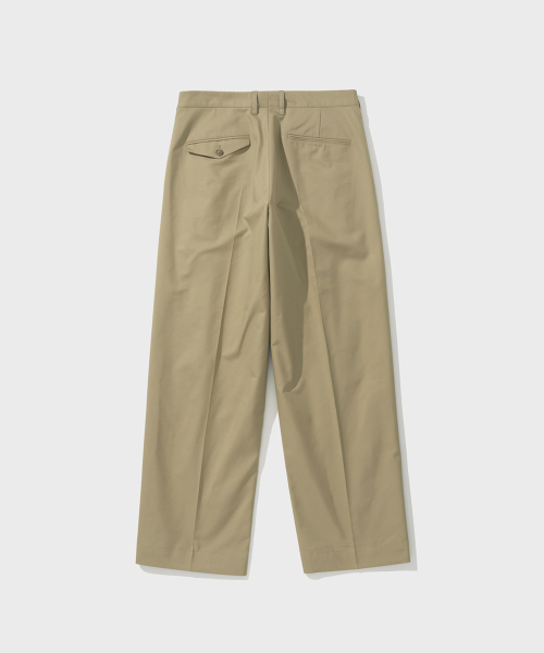 SHIRTER(シャーター)の「ALEX DOUBLE PLEATS CHINO PANTS (BEIGE)(その他パンツ・メンズ・その他・SMALL/MEDIUM/LARGE)」の2枚目の写真