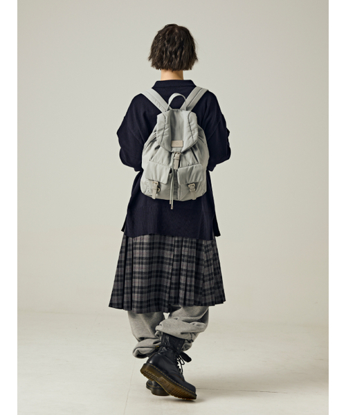Salad bowls（サラダボール）の「CLOUD BACKPACK [GRAY]（バックパック/リュック・レディース・ライトグレー・FREE）」の6枚目の写真