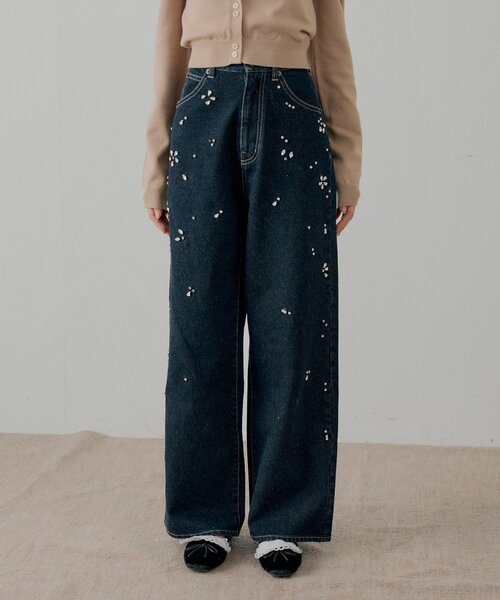 セール】【SALON by Chico】フラワービジュー付きストレートデニム