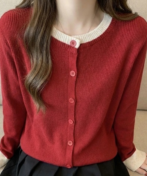 cammie(キャミー)の「レイヤード風デザイントップス(カーディガン/ボレロ・レディース・ダークグレー/レッド/アイボリー・M/L)」の13枚目の写真