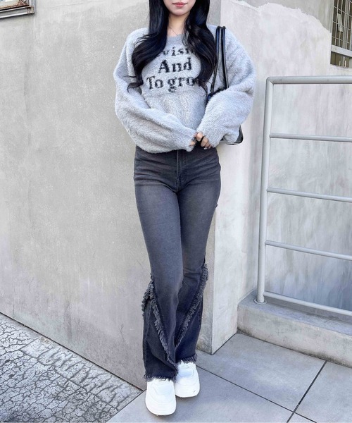 INGNI(イング)の「ショート丈フェザー3段ロゴニット(ニット/セーター・レディース・ネイビー系/ホワイト×ブラック/ピンク系7/ライトグレー系6・M)」の16枚目の写真