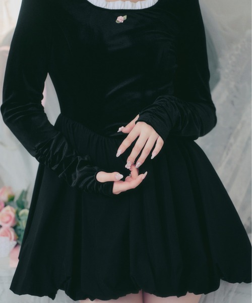 Fiorforte(フィオルフォルテ)の「velour balloon onepiece(ワンピース・レディース・ブラック/ピンク・FREE)」の5枚目の写真