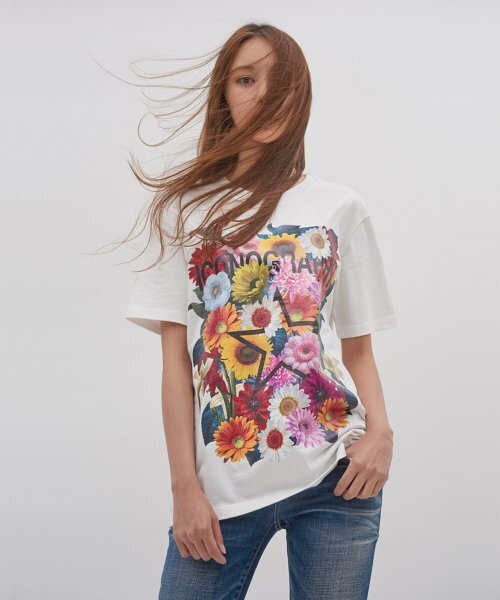 ICONOGRAPHY(アイコノグラフィー)の「SURREALISM MOVEMET FLOWER STAR4 IV(Tシャツ/カットソー・レディース・ホワイト・MEDIUM/SMALL)」の1枚目の写真